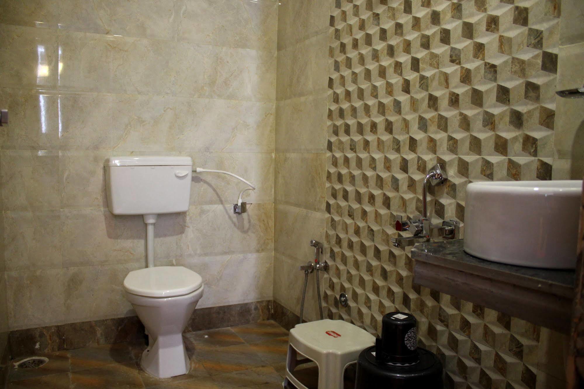 Hotel Malhar Palace Shirdi Ngoại thất bức ảnh