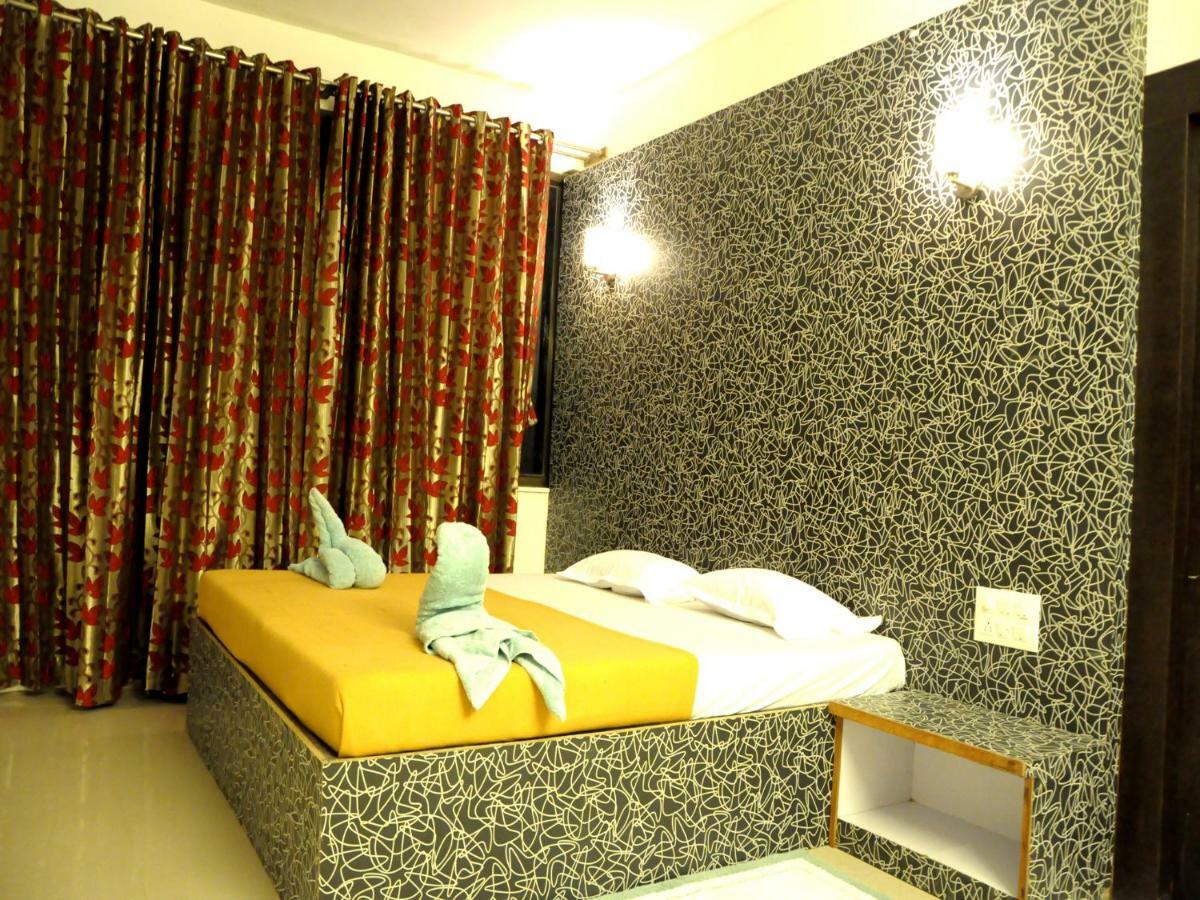 Hotel Malhar Palace Shirdi Ngoại thất bức ảnh