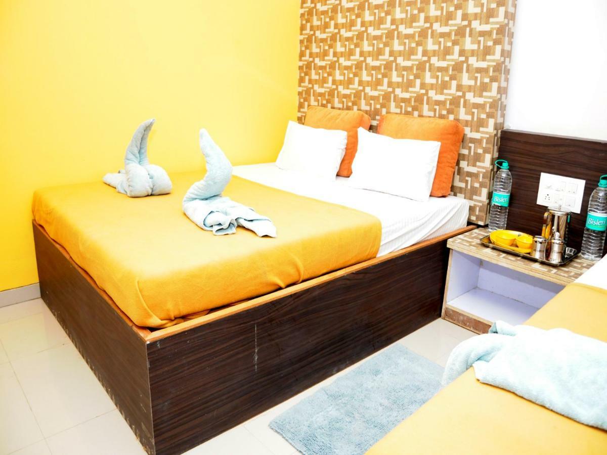 Hotel Malhar Palace Shirdi Ngoại thất bức ảnh